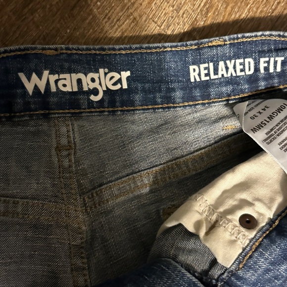 Wrangler Men's Blue Jeans - Picture 2 of 5